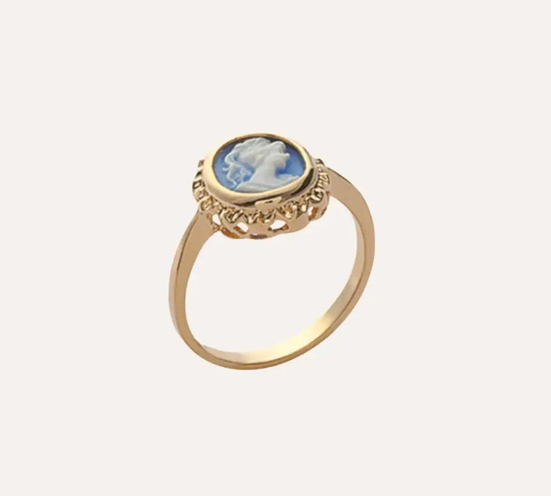 Bague camée plaqué or Gisèle avec médaillon bleu ciel