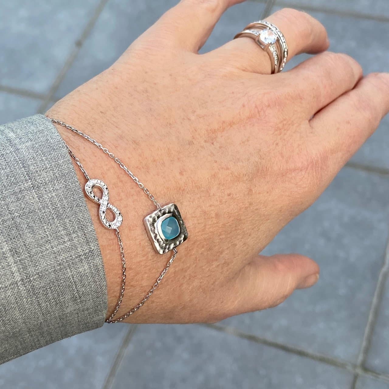Bracelet argent infini brillant et agate bleu