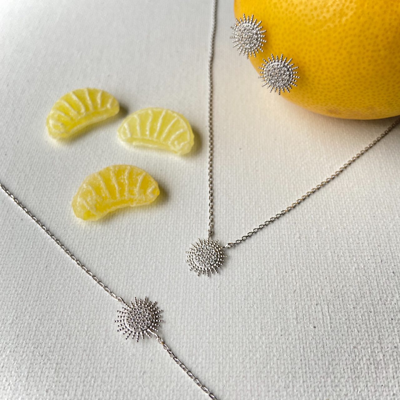 Collier soleil argent