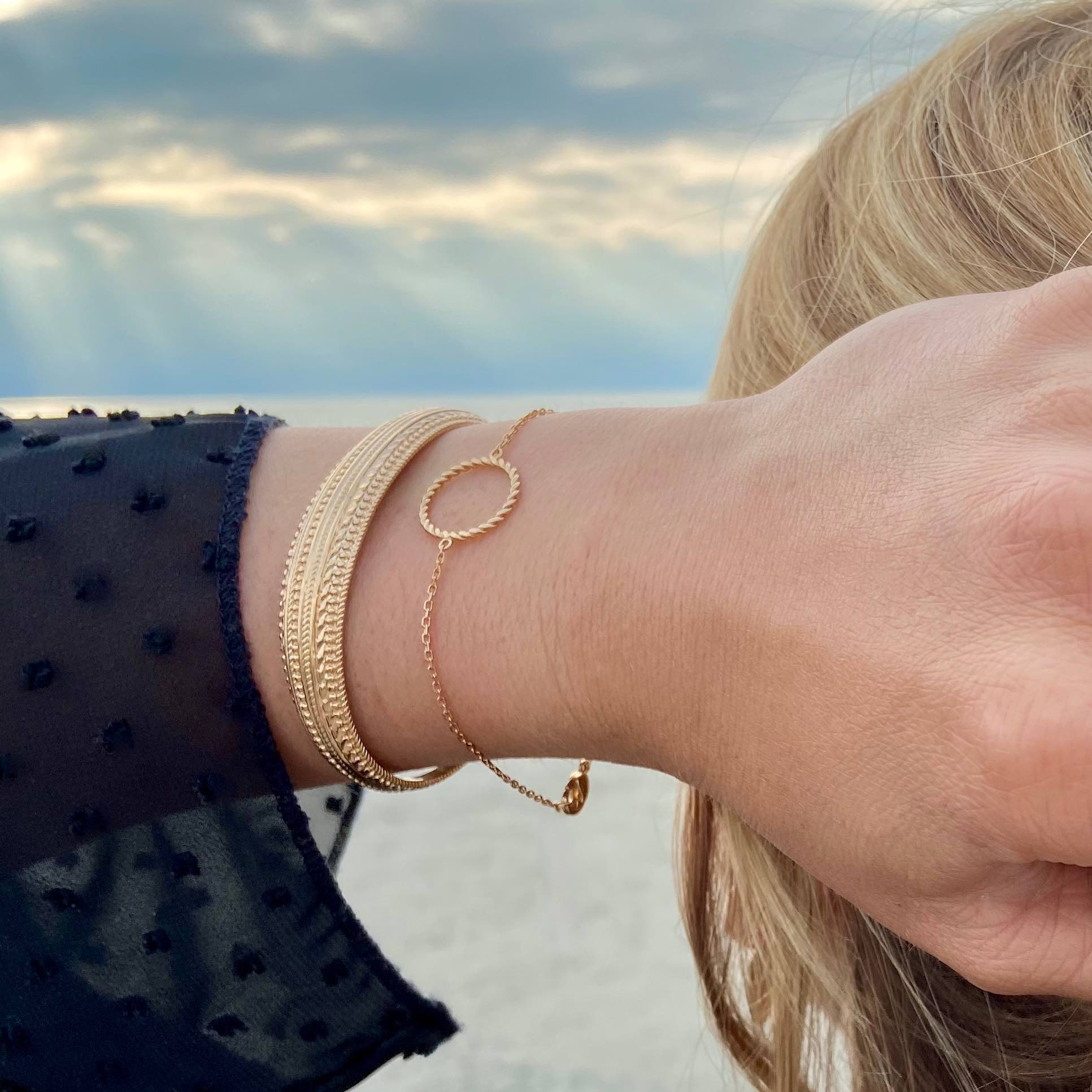 Bracelet jonc et bracelet chaine en plaqué or