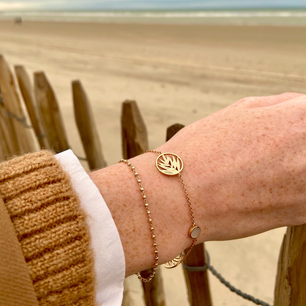 Bracelet plaqué or végétal