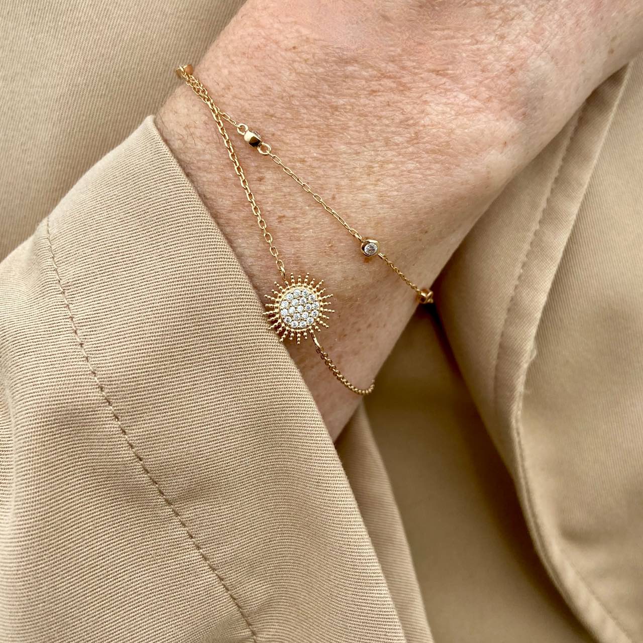Bracelet soleil plaqué or 18 carats