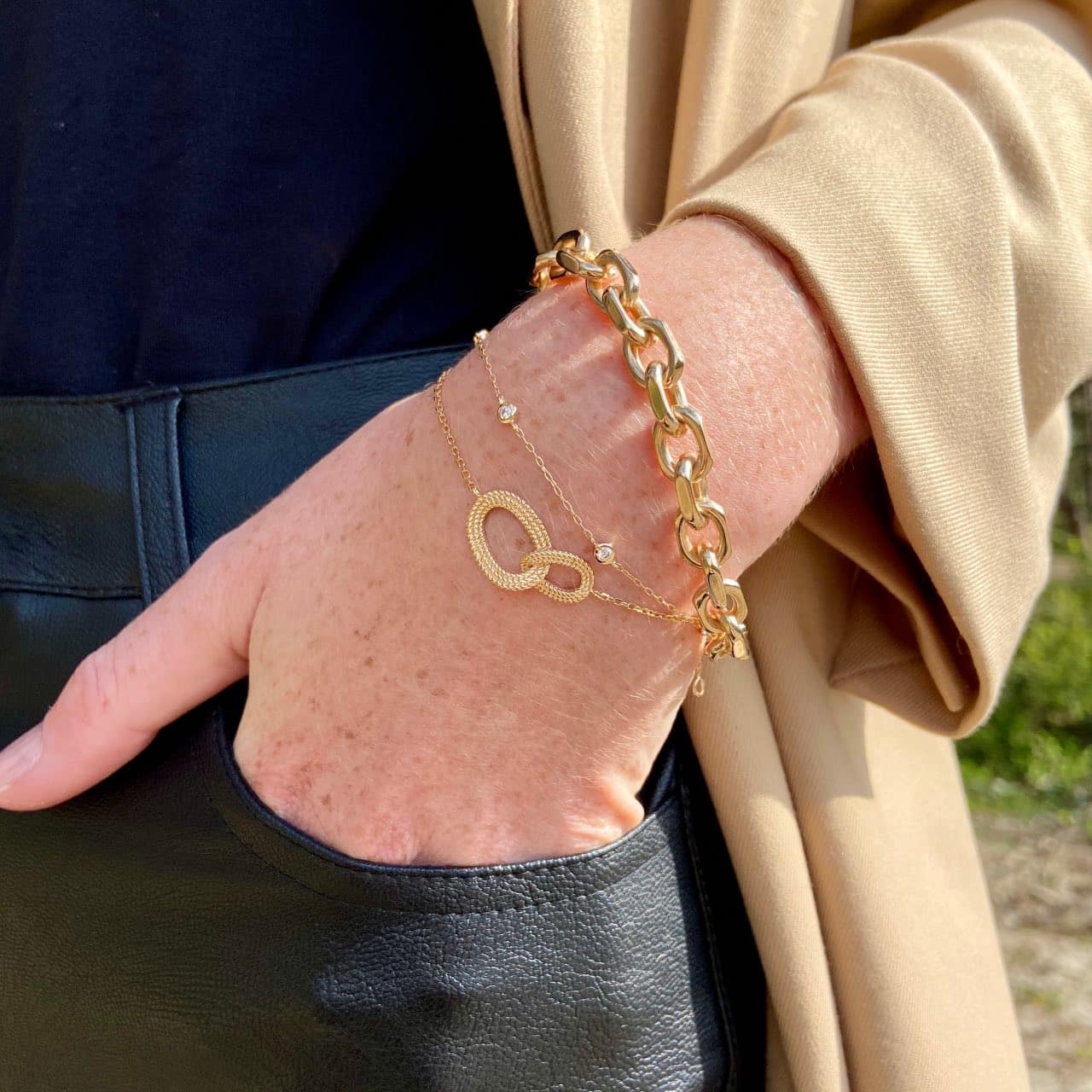 Bracelet plaqué or fine chaîne et zircon