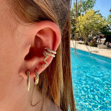 Bague d'oreille serpent qui s'enroule sur le contour d'oreille