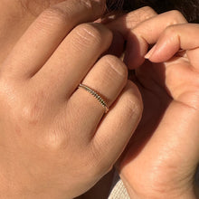 Bague fine perlée plaqué or