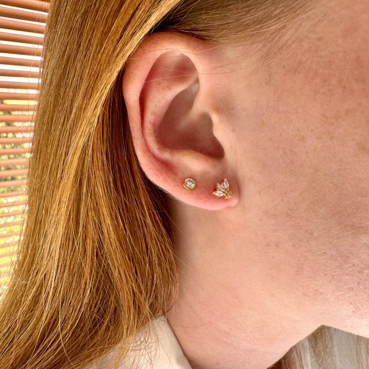 Boucles puces plaqué or zircon