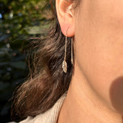 Boucles d'oreilles pendantes plaqué or plume