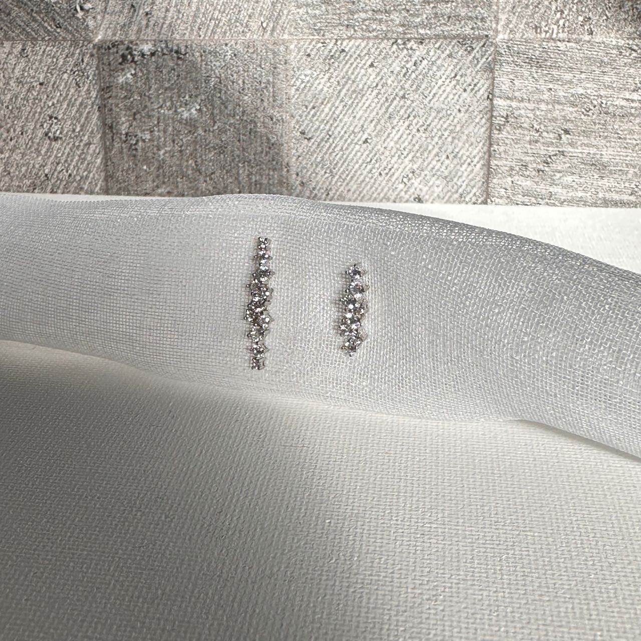 Boucles d'oreilles asymétriques argent