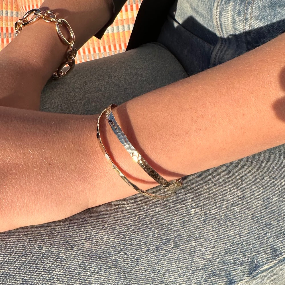 Bracelet Jonc martelé plaqué or Mia