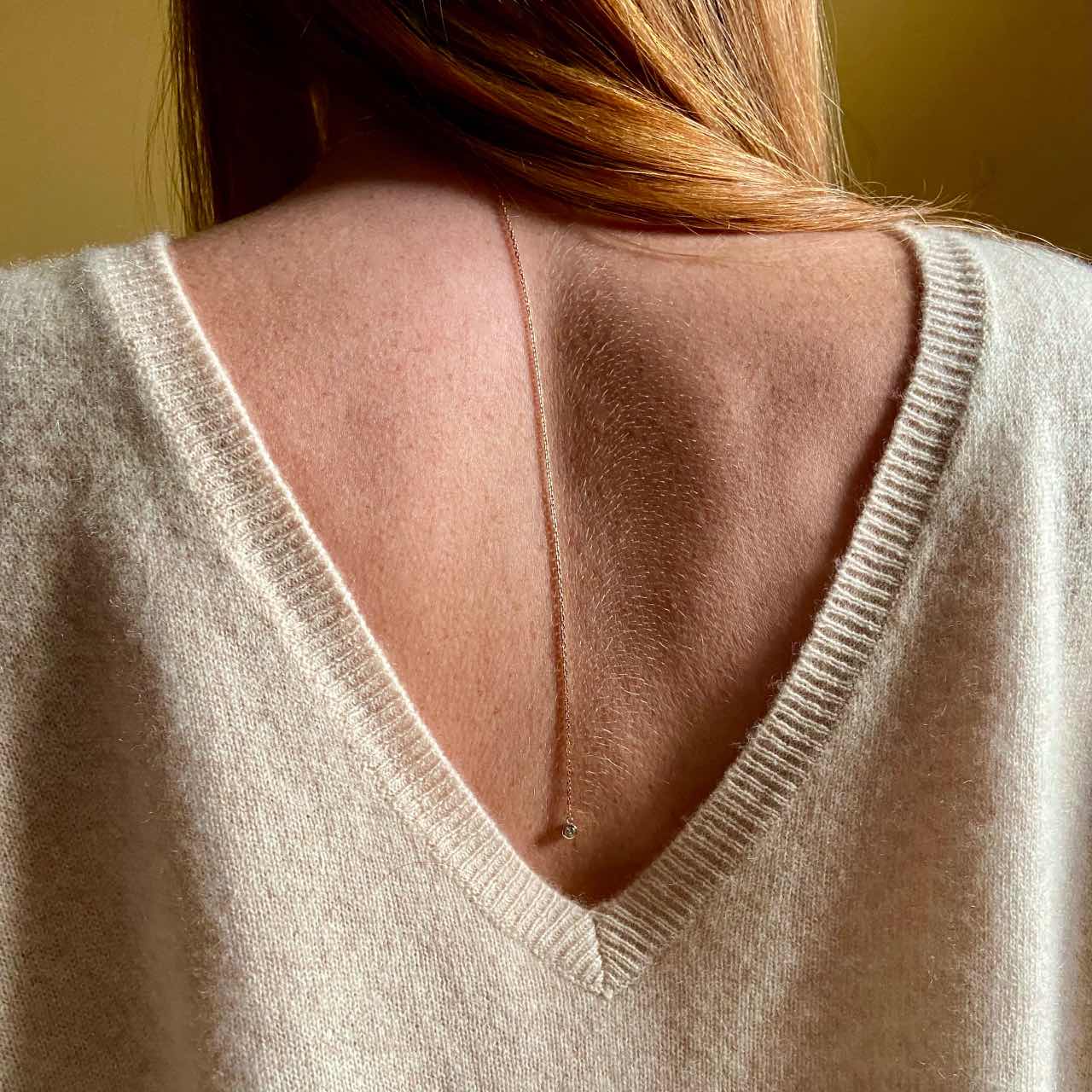 Les Bijoux chics bijoux de corps collier plongeant dos nu