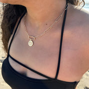 Collier pendentif soleil plaqué or