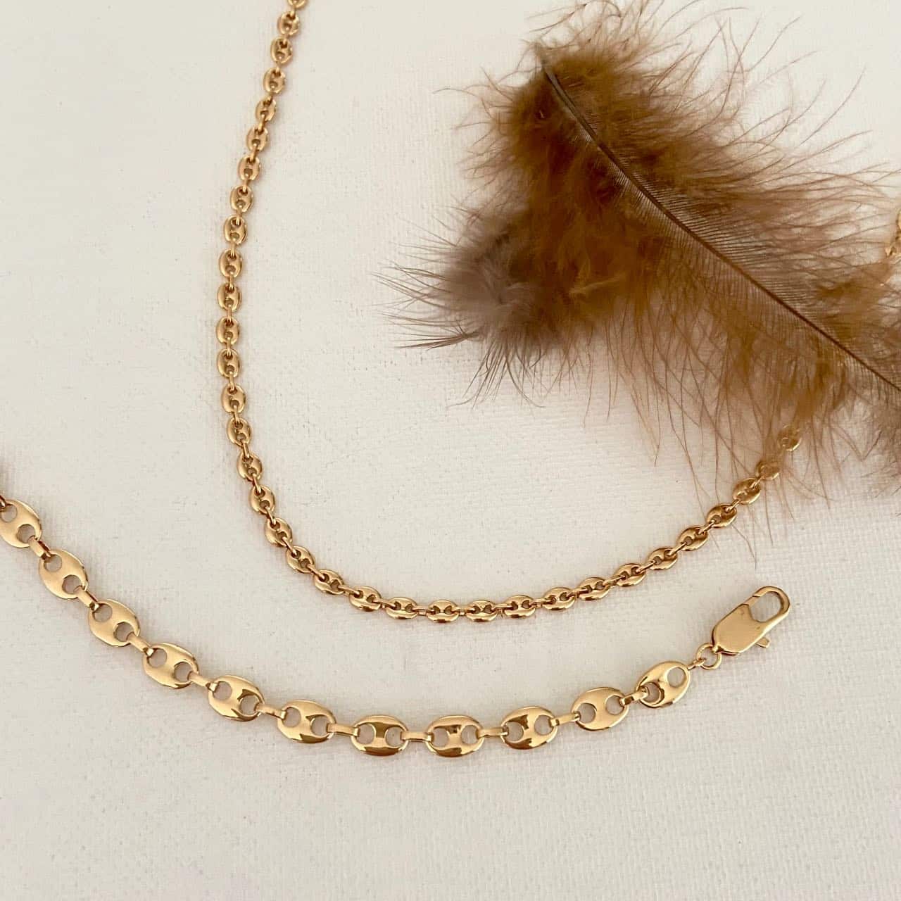 Collier plaqué or 18 carats maille grain de café fin