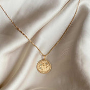 Collier pendentif Sagittaire plaqué or