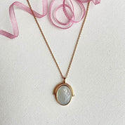 Les Bijoux Chics collier pendentif nacre plaqué or