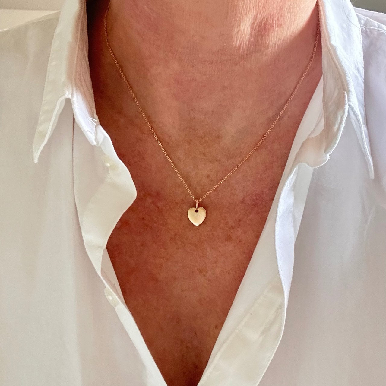 Collier pendentif petit coeur lisse plaqué or