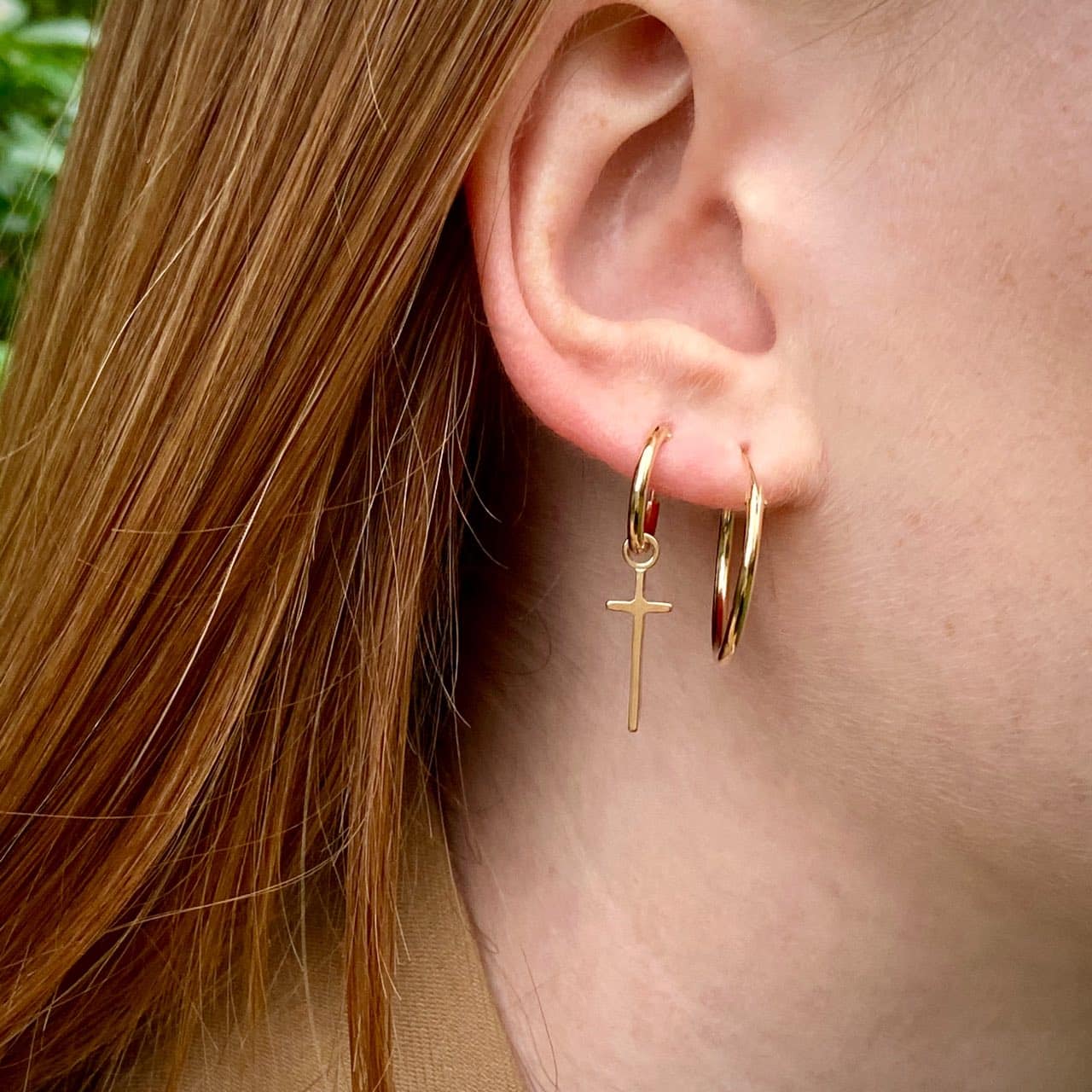 Boucles d'oreilles plaqué or croix