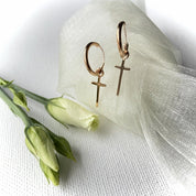 petites créoles croix plaqué or