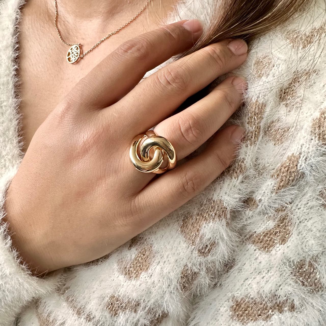 Grosse bague plaqué or