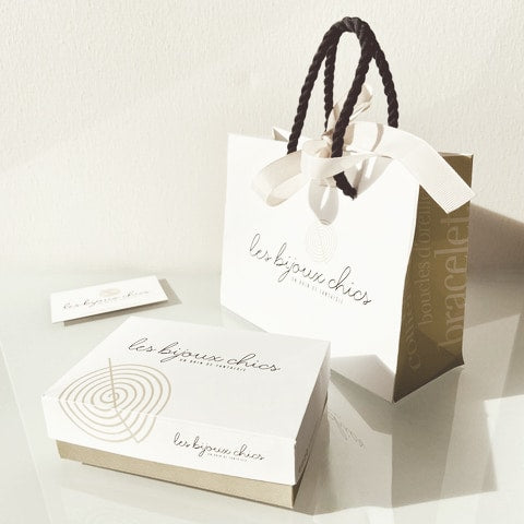 Emballage cadeau les bijoux chics