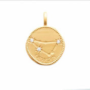 Pendentif signe du zodiaque plaqué or Constellation Capricorne