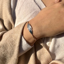 Bracelet jonc argent plume