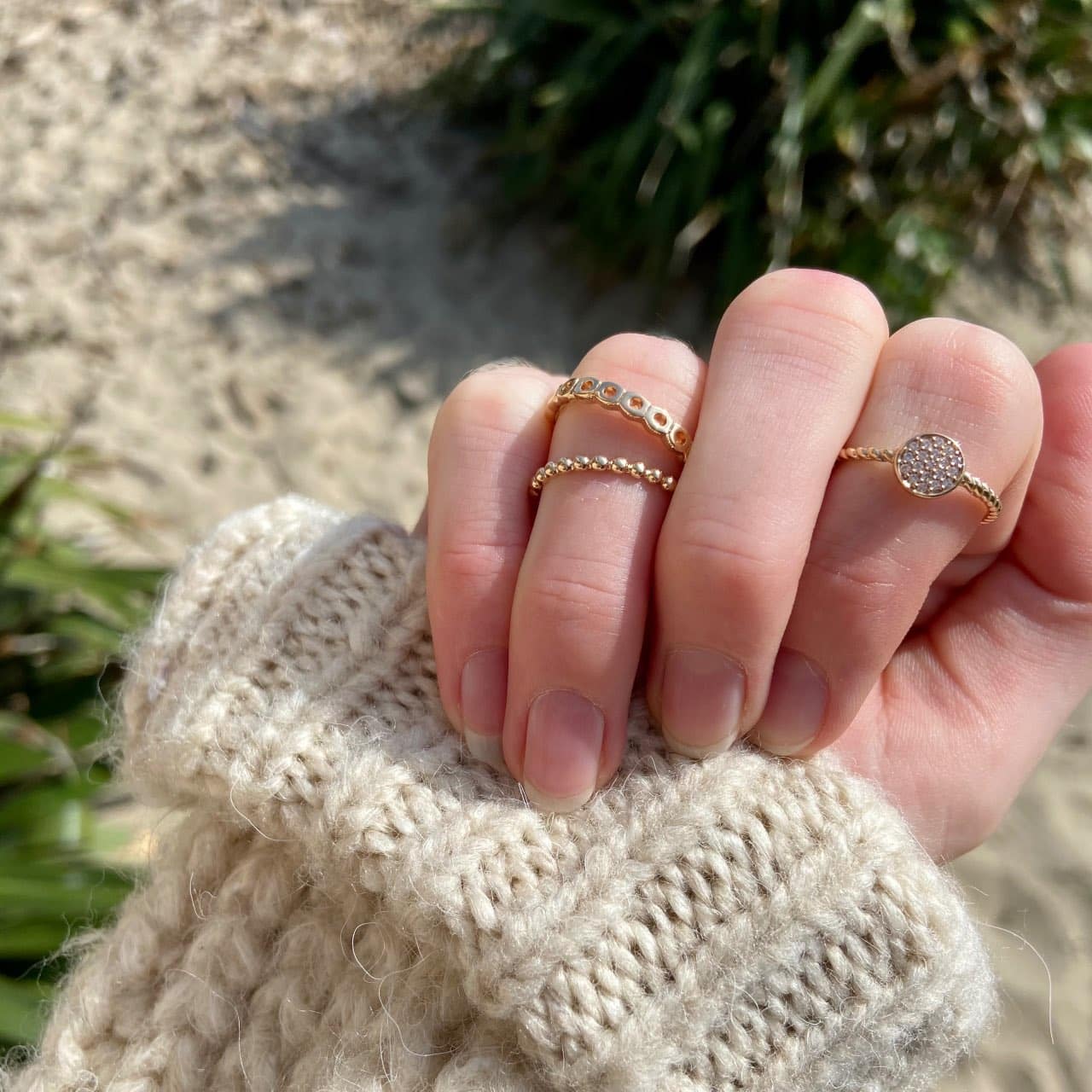 Bagues fines plaqué or ajourées