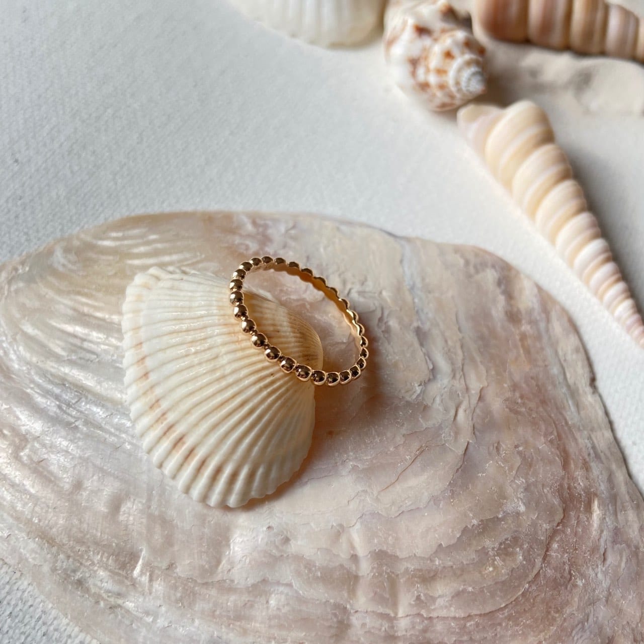 bague perlée plaqué or