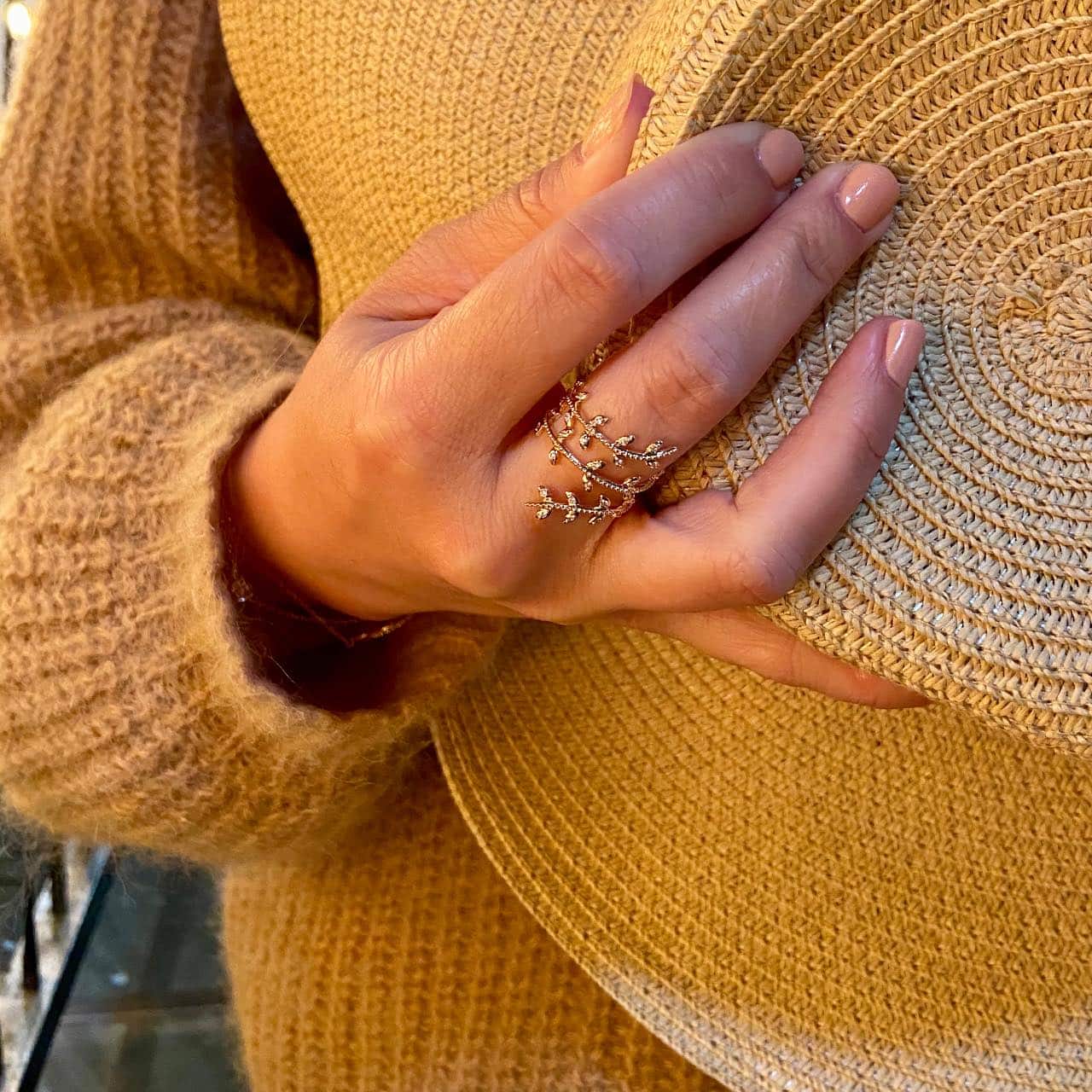 Bague plaqué or feuillage oxyde de zirconium