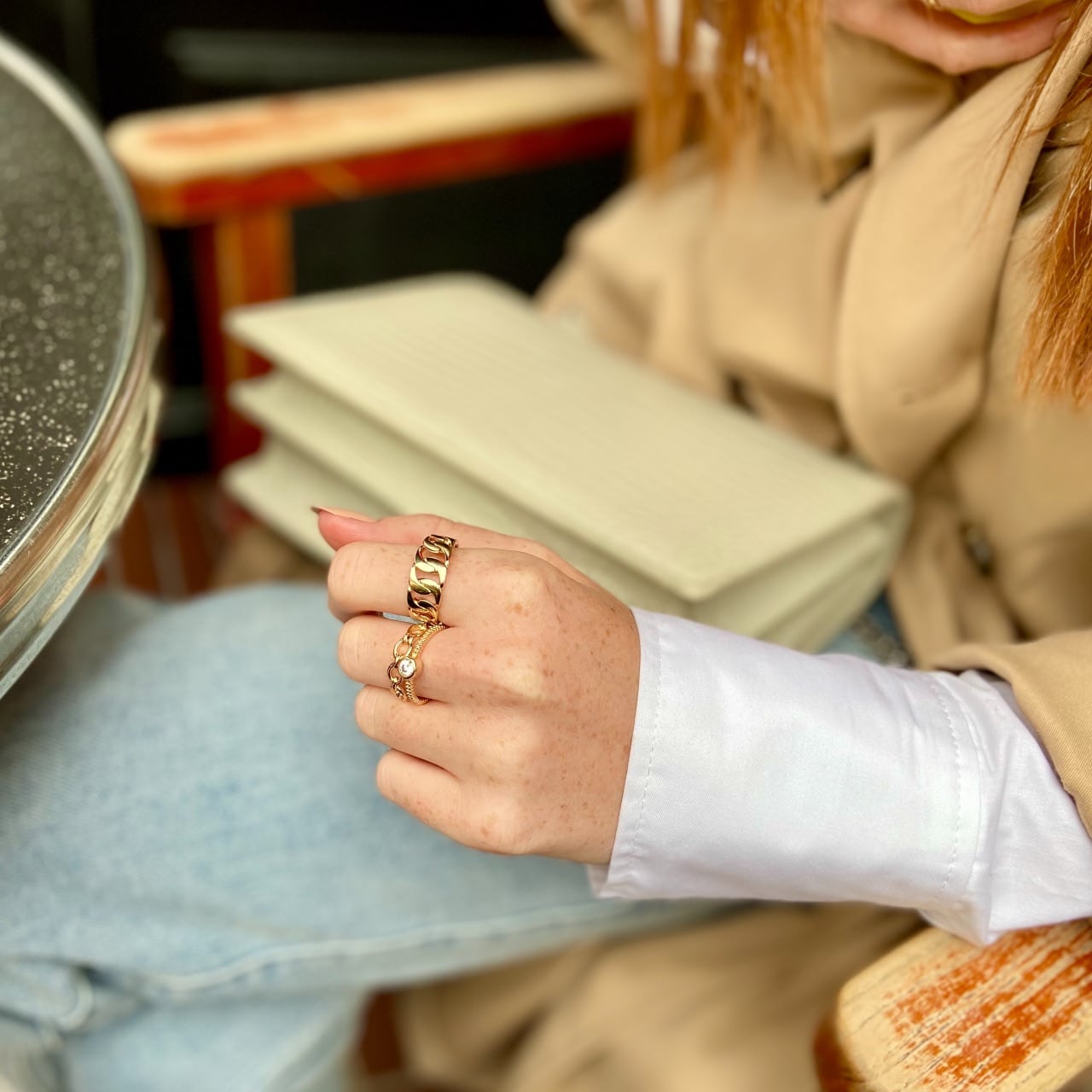 Large bague en plaqué or motif chaîne