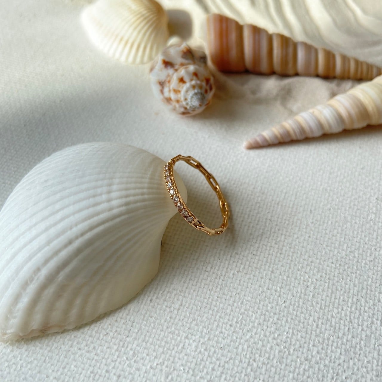 bague plaqué or 3 microns rail zirconium