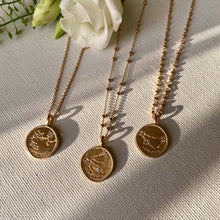 pendentif verseau plaqué or