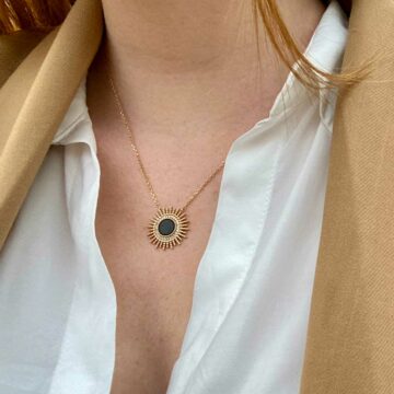 Collier plaqué or agate noire