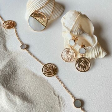 Bijoux femme plaqué or et nacre