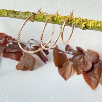 Boucles d'oreilles créoles en plaqué or 3 microns fond automne