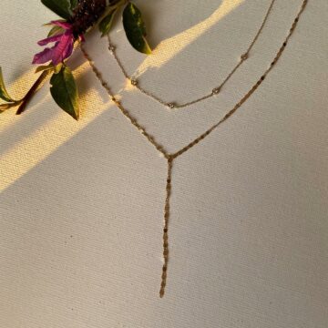 Collier plaqué or pour décolleté plongeant