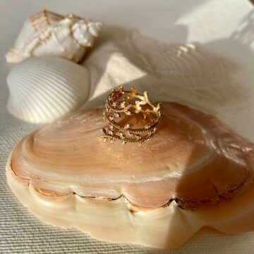 Bague plaqué or feuillage zircon