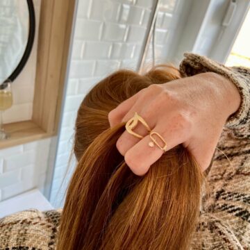 Bague fine plaqué or zircon mobile