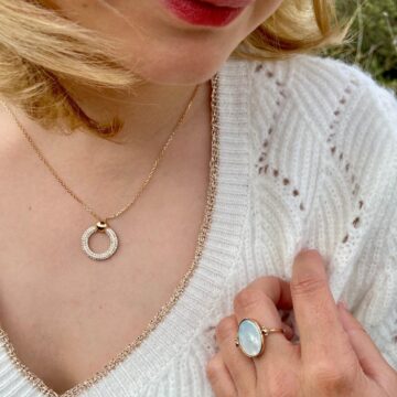 Collier plaqué or sphère oxyde de zirconium