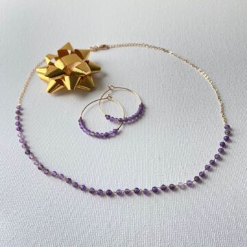 Collier plaqué or perles améthyste