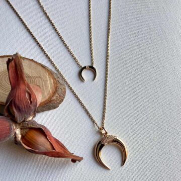 Collier plaqué or croissant de lune