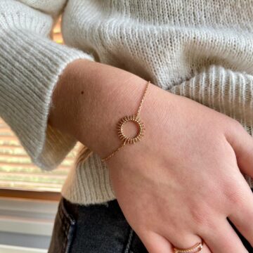 La symbolique du bracelet soleil