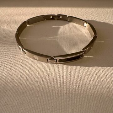 Bracelet acier et carbone